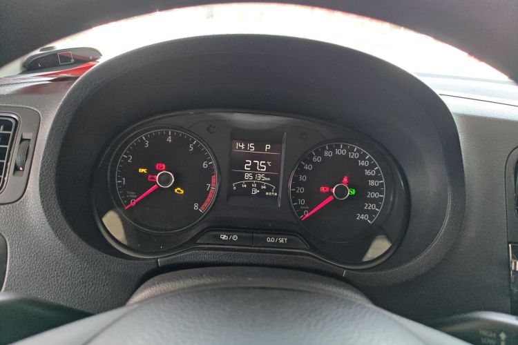 Volkswagen Polo 2018 imagem de carro #12