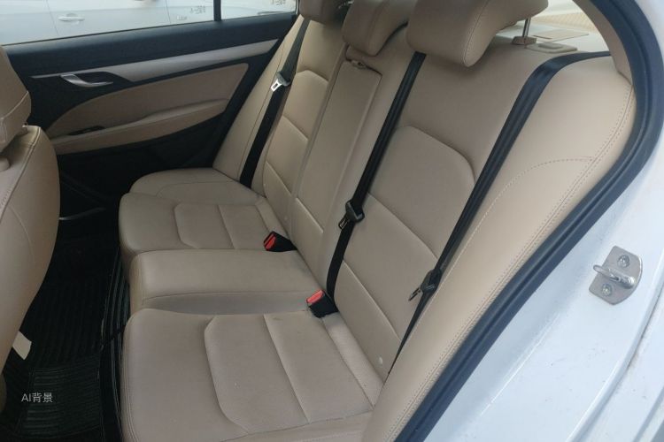 GEELY Emgrand 2018 car image #19