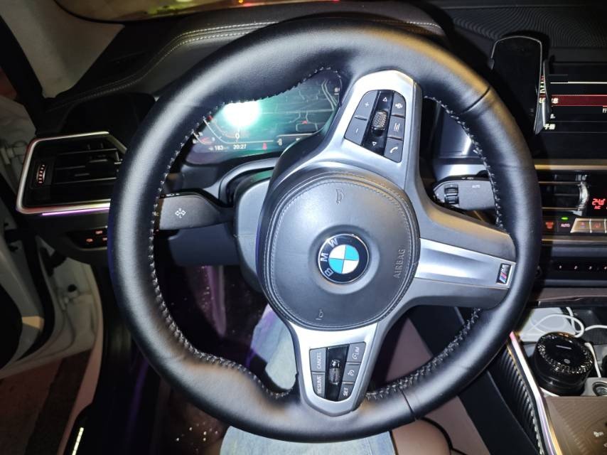 BMW 3 Series 2022 car image #5