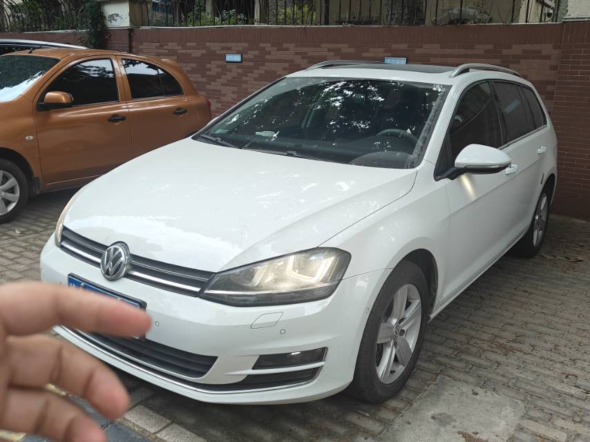 Volkswagen Golf (Imported) 2015 Volkswagen Golf (Imported) 2015 car image