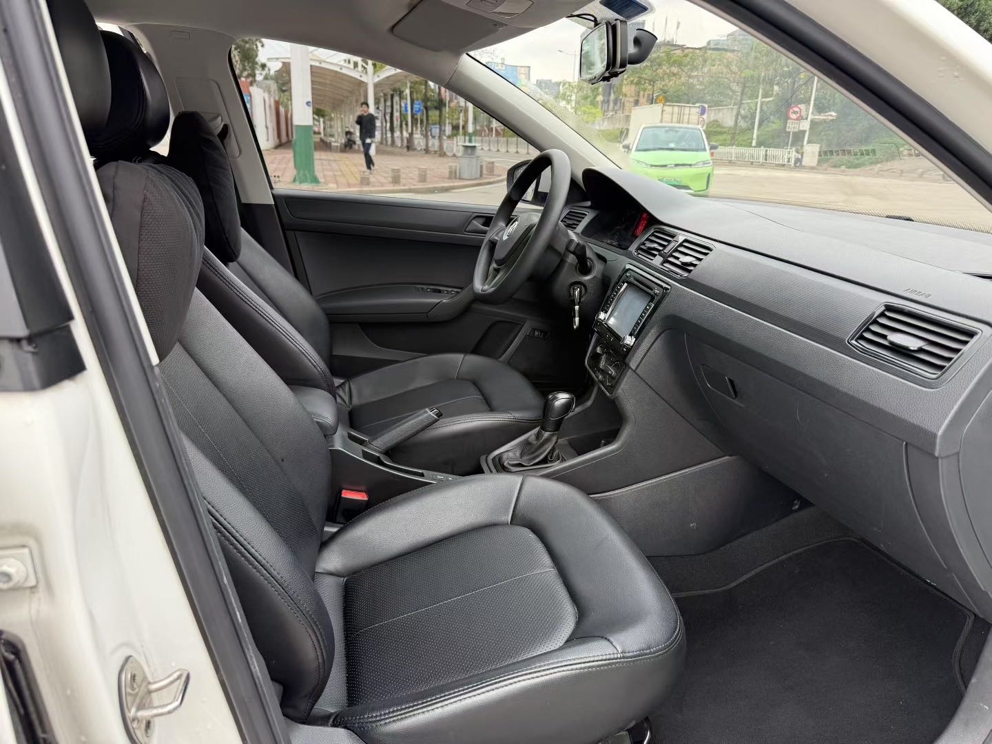 Volkswagen Santana 2017 #9 Volkswagen Santana 2017 car image #9