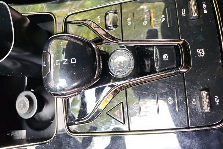 BYD Han 2021 car image #16