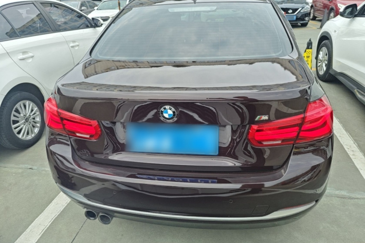 BMW 3 Series 2018 #4 BMW 3 Series 2018 car image #4
