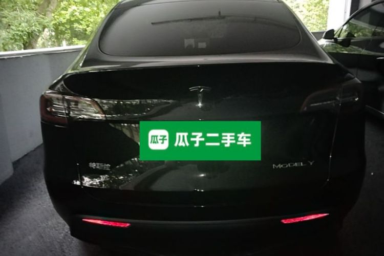 Tesla Model Y 2022 #6 Tesla Model Y 2022 car image #6