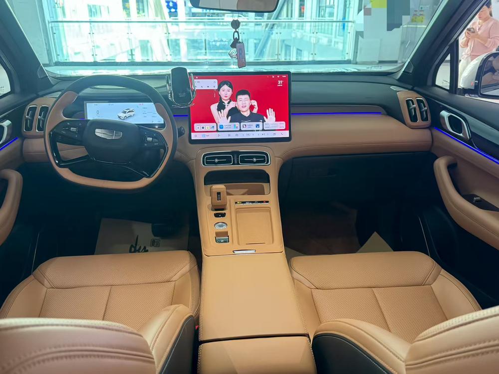 GEELY Boyue L 2026 #7 GEELY Boyue L 2026 صورة سيارة #7
