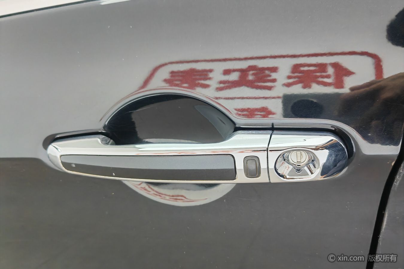 2016 car image #19