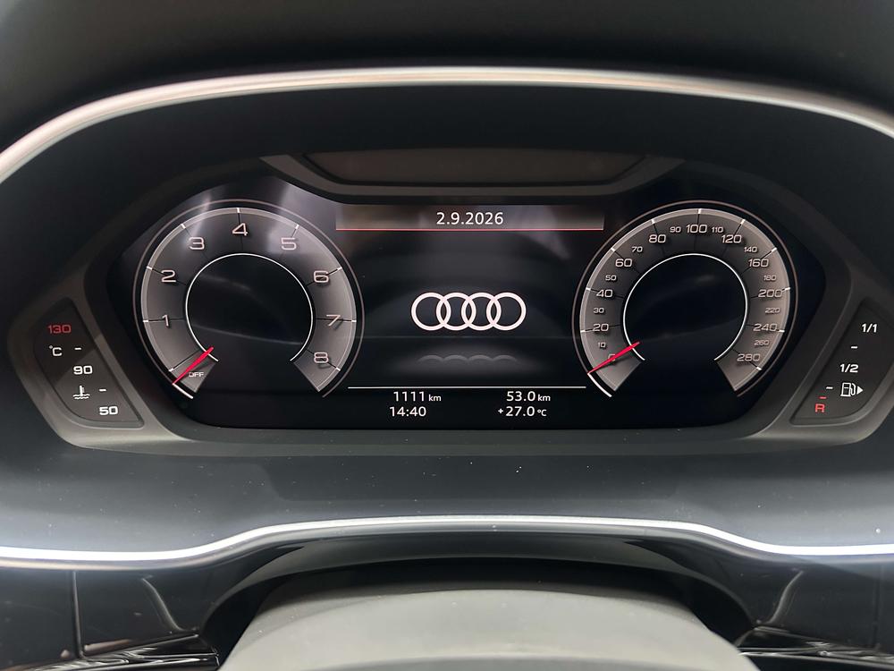 Audi Q3 2025 immagine di auto #11