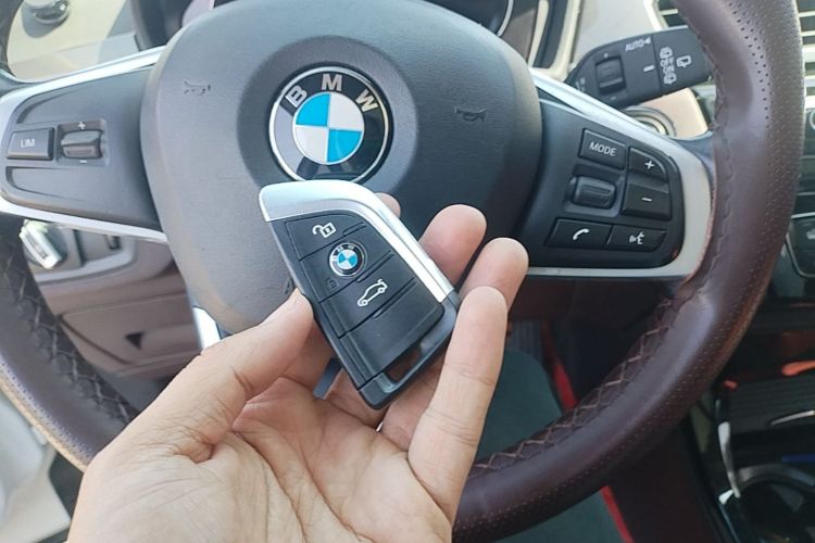 BMW X1 2019 #9 BMW X1 2019 car image #9