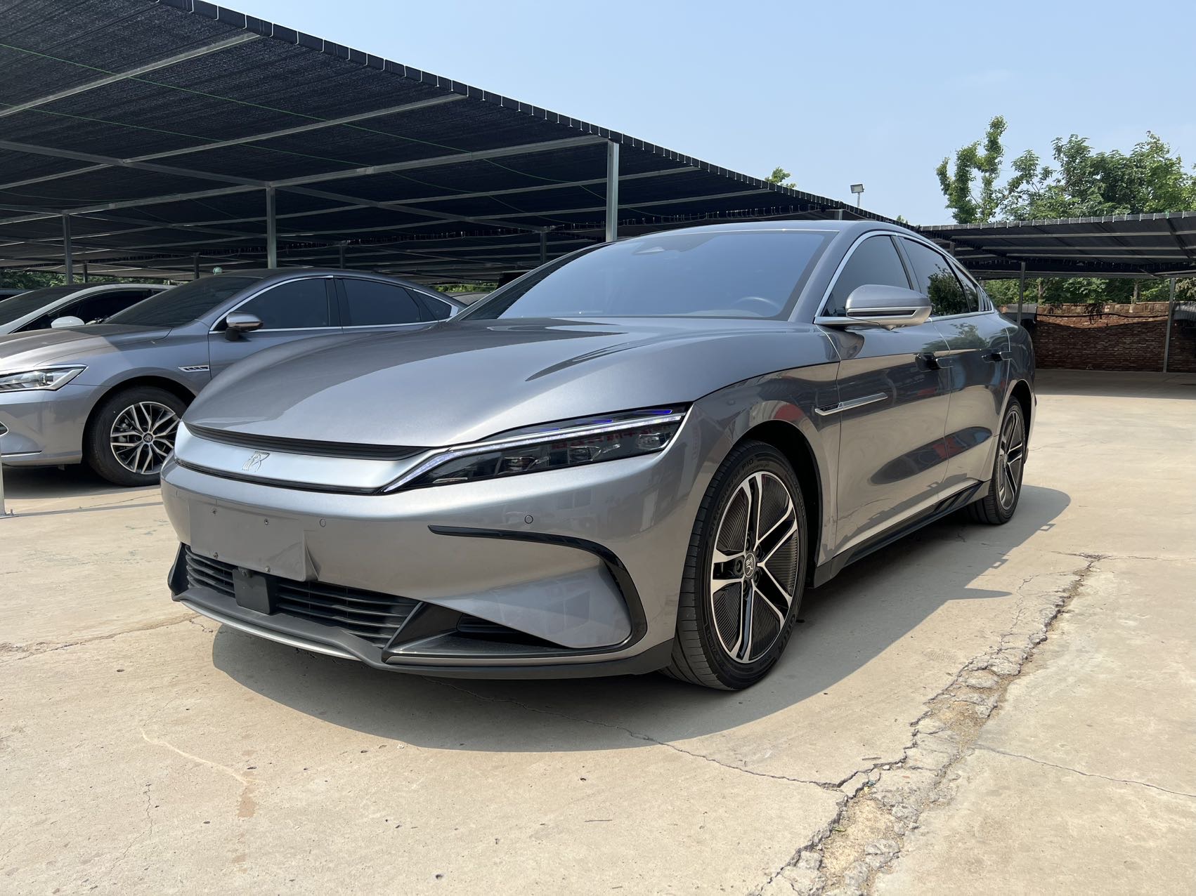 BYD Han 2023 BYD Han 2023 car image