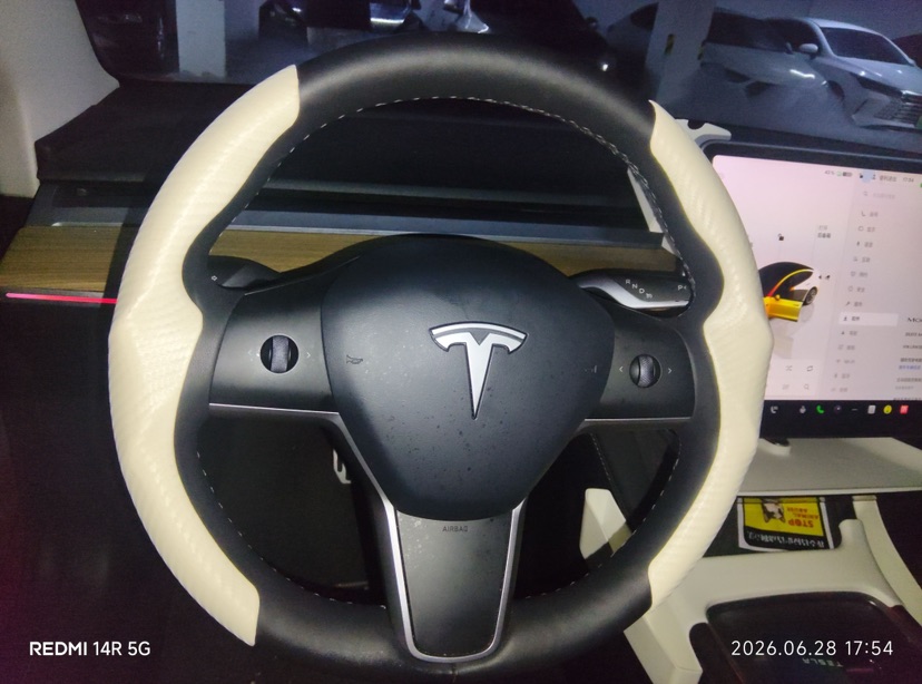 Tesla Model 3 2023 #6 Tesla Model 3 2023 car image #6