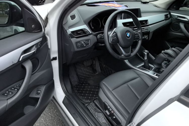 BMW X1 2019 #16 BMW X1 2019 car image #16