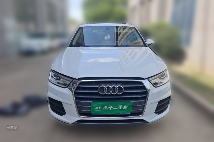 Audi Q3 2017 car image #3