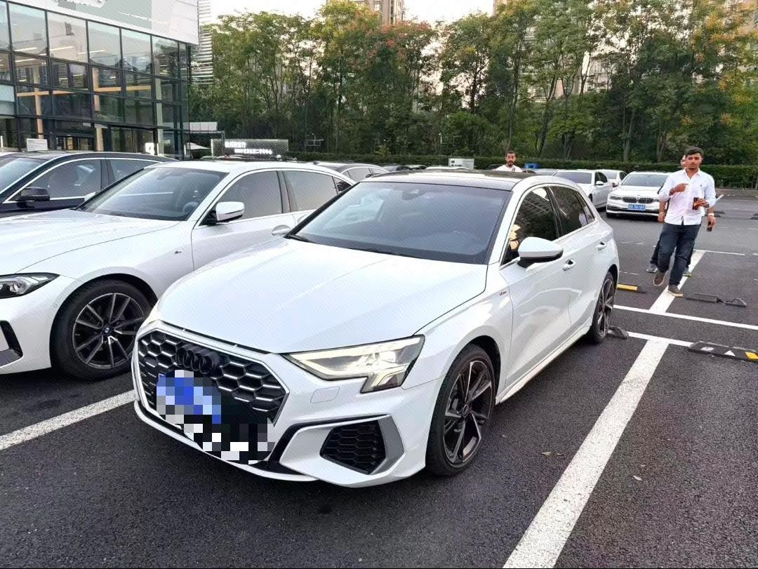 2022 2022 car image