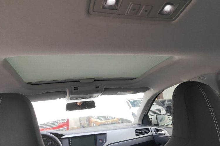 Volkswagen Polo 2020 car image #18
