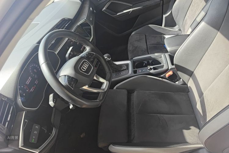 Audi Q3 2019 #17 Audi Q3 2019 car image #17