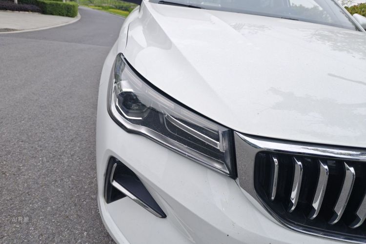 GEELY Emgrand 2026 car image #8