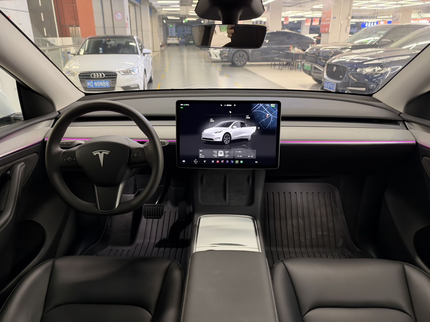 Tesla Model Y 2024 car image #8