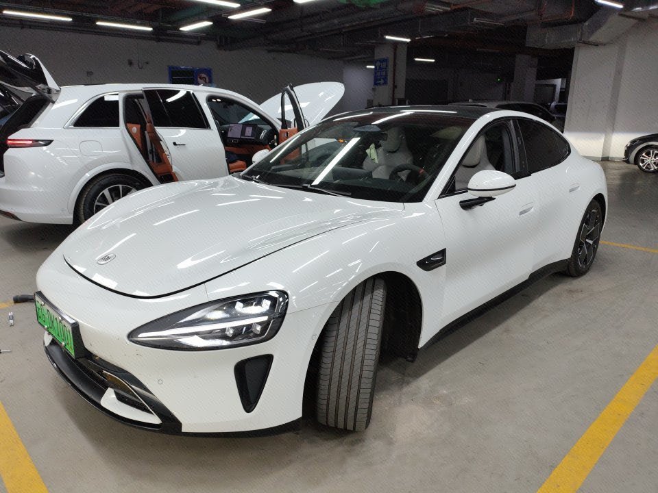 MI SU7 2024 car image 