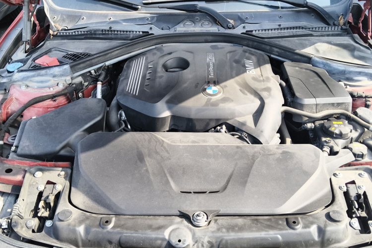 BMW 3 Series 2019 imagen de coche #22