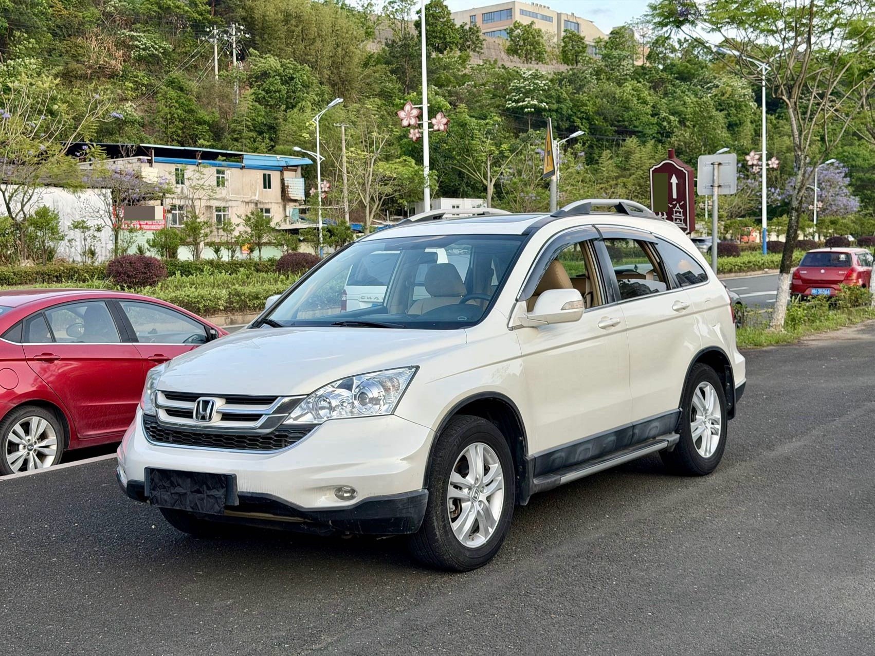2010 car image 