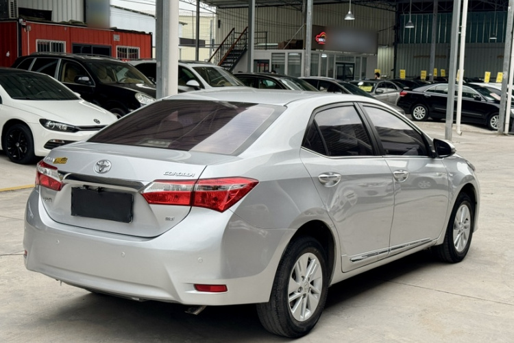 Toyota Corolla 2016 immagine di auto #8