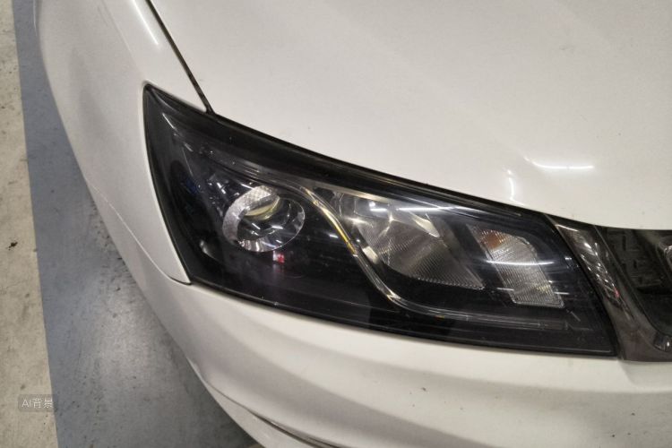 GEELY Emgrand 2017 car image #8