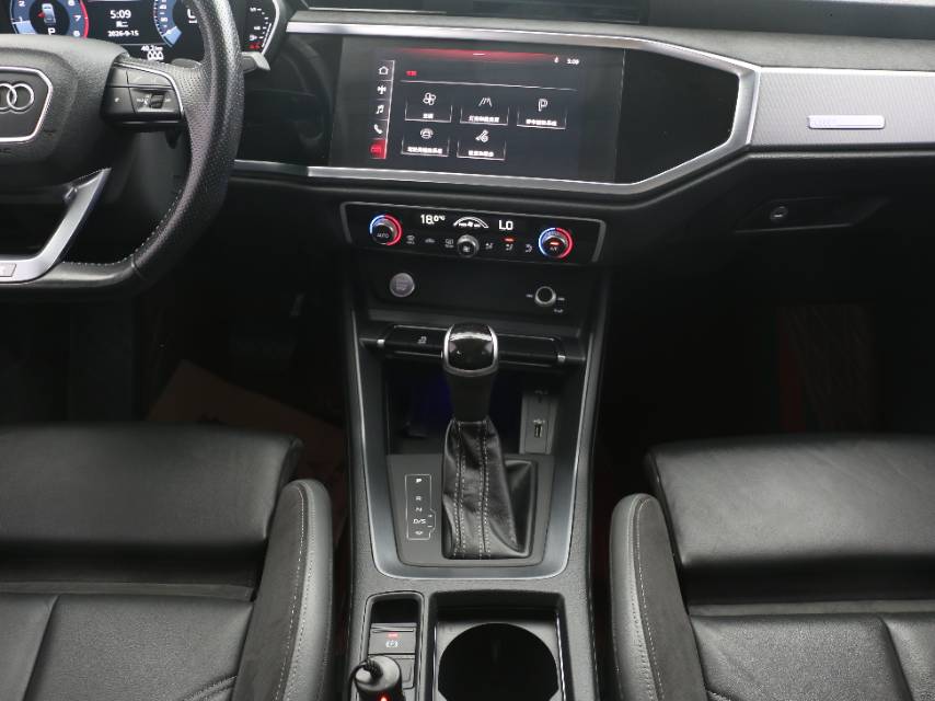 Audi Q3 Sportback 2021 car image #9
