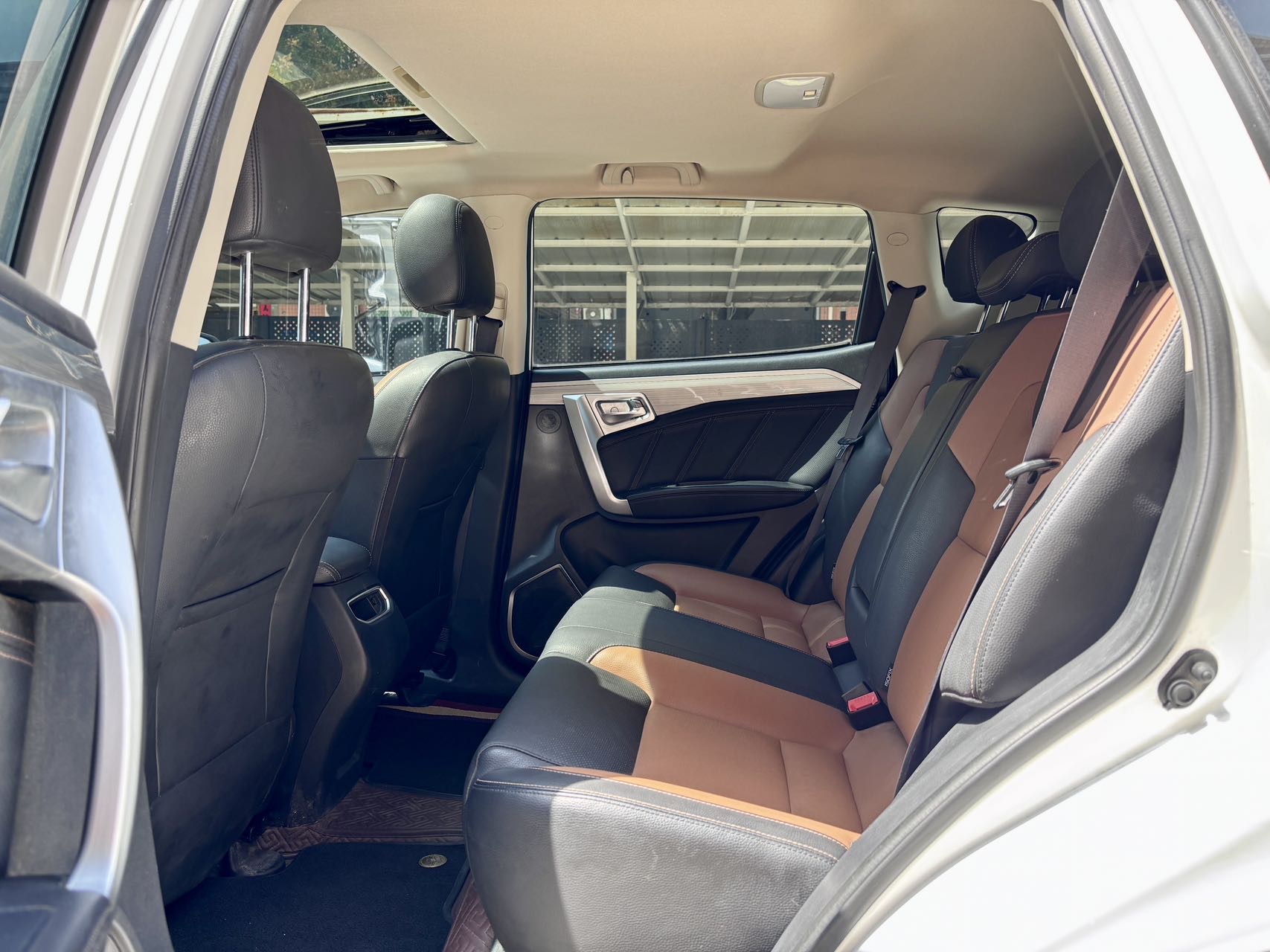 GEELY Vision X6 2017 изображение автомобиля #8