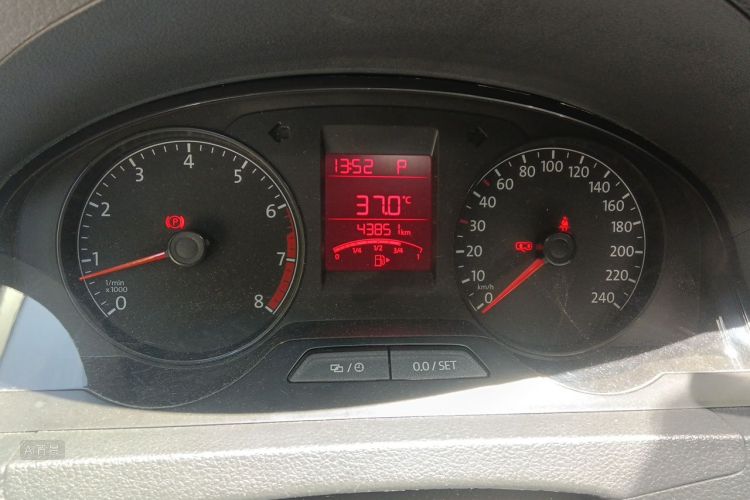 Volkswagen Santana 2017 #14 Volkswagen Santana 2017 car image #14