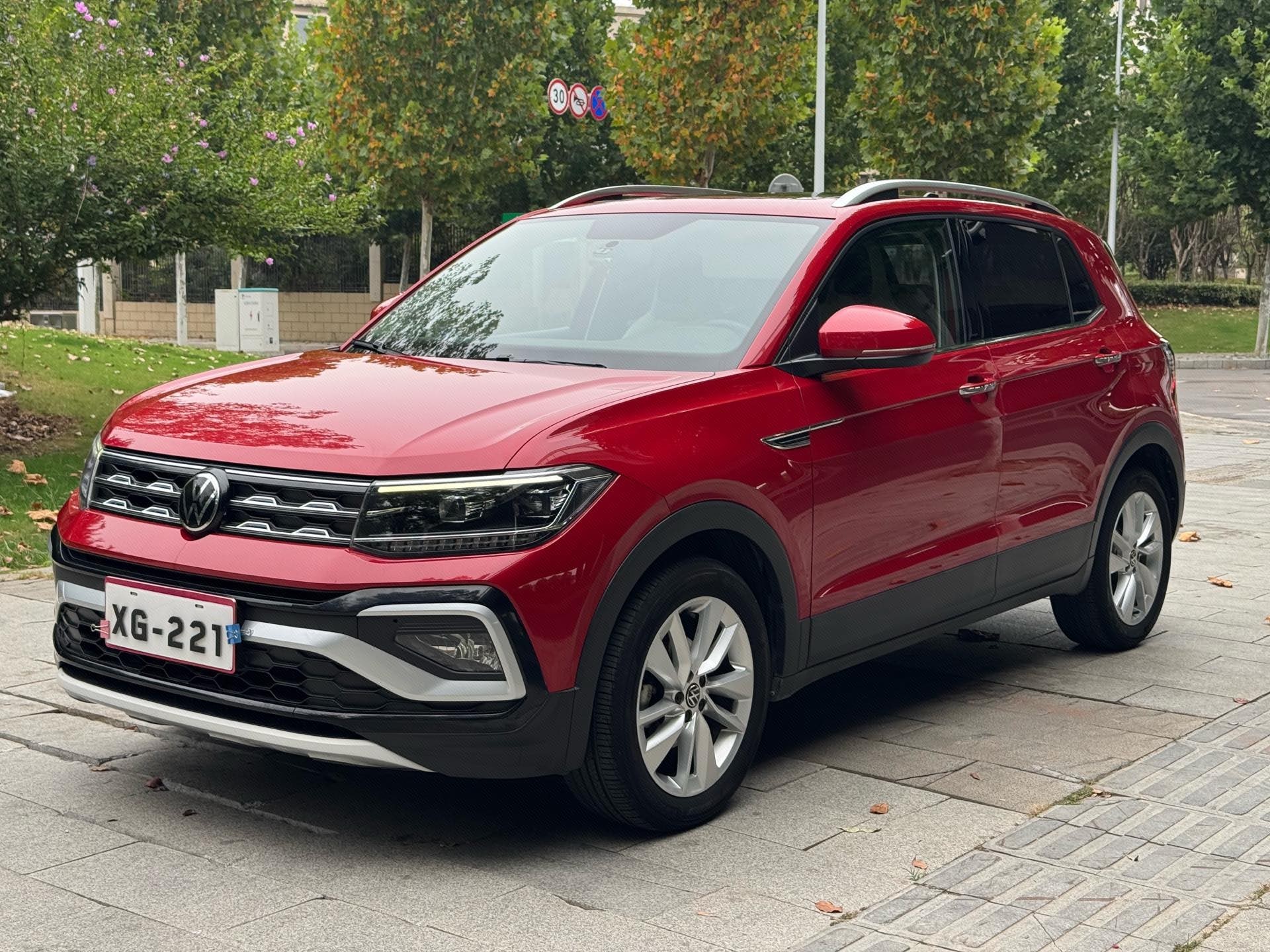 Volkswagen T-Cross 2021 Volkswagen T-Cross 2021 car image