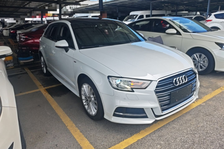 Audi A3 2017 immagine di auto #6