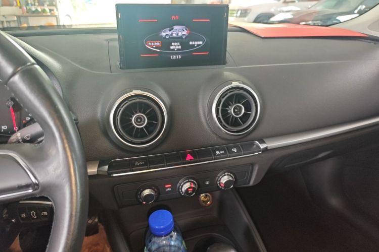 Audi A3 2015 car image #13