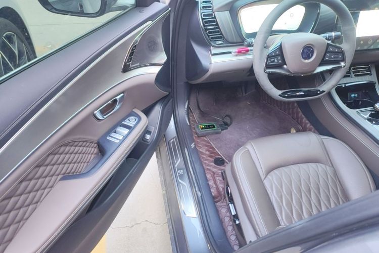 BYD Han 2022 car image #12