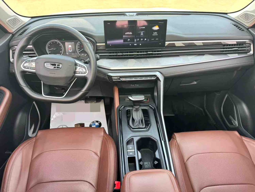 GEELY Vision X6 2023 صورة سيارة #9