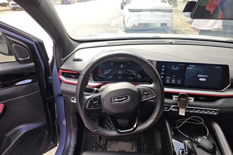 GEELY Coolray 2022 #11 GEELY Coolray 2022 car image #11