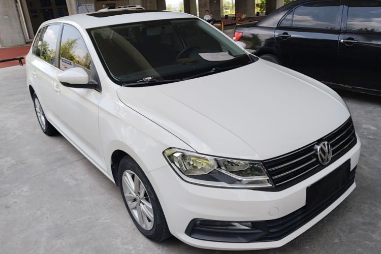 Volkswagen Santana 2016 car image #6