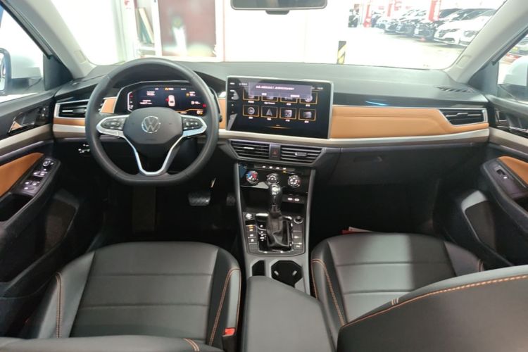 Volkswagen Bora 2023 صورة سيارة #11