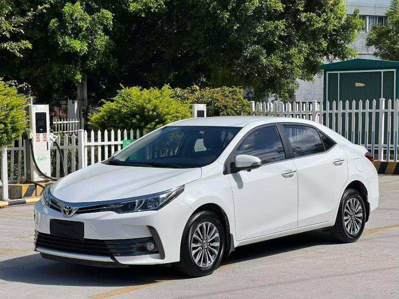 Toyota Corolla 2017 Toyota Corolla 2017 صورة سيارة