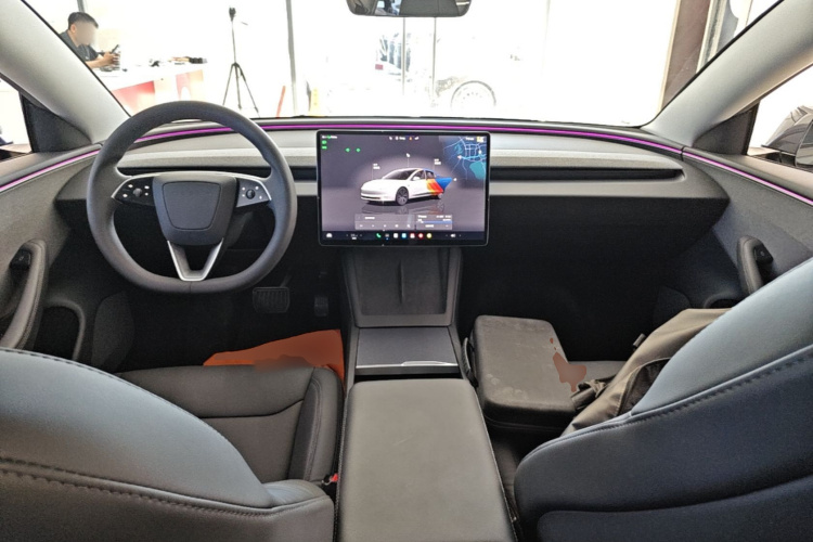 Tesla Model 3 2025 #10 Tesla Model 3 2025 car image #10