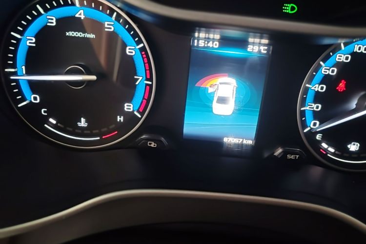 GEELY Emgrand 2018 #12 GEELY Emgrand 2018 car image #12