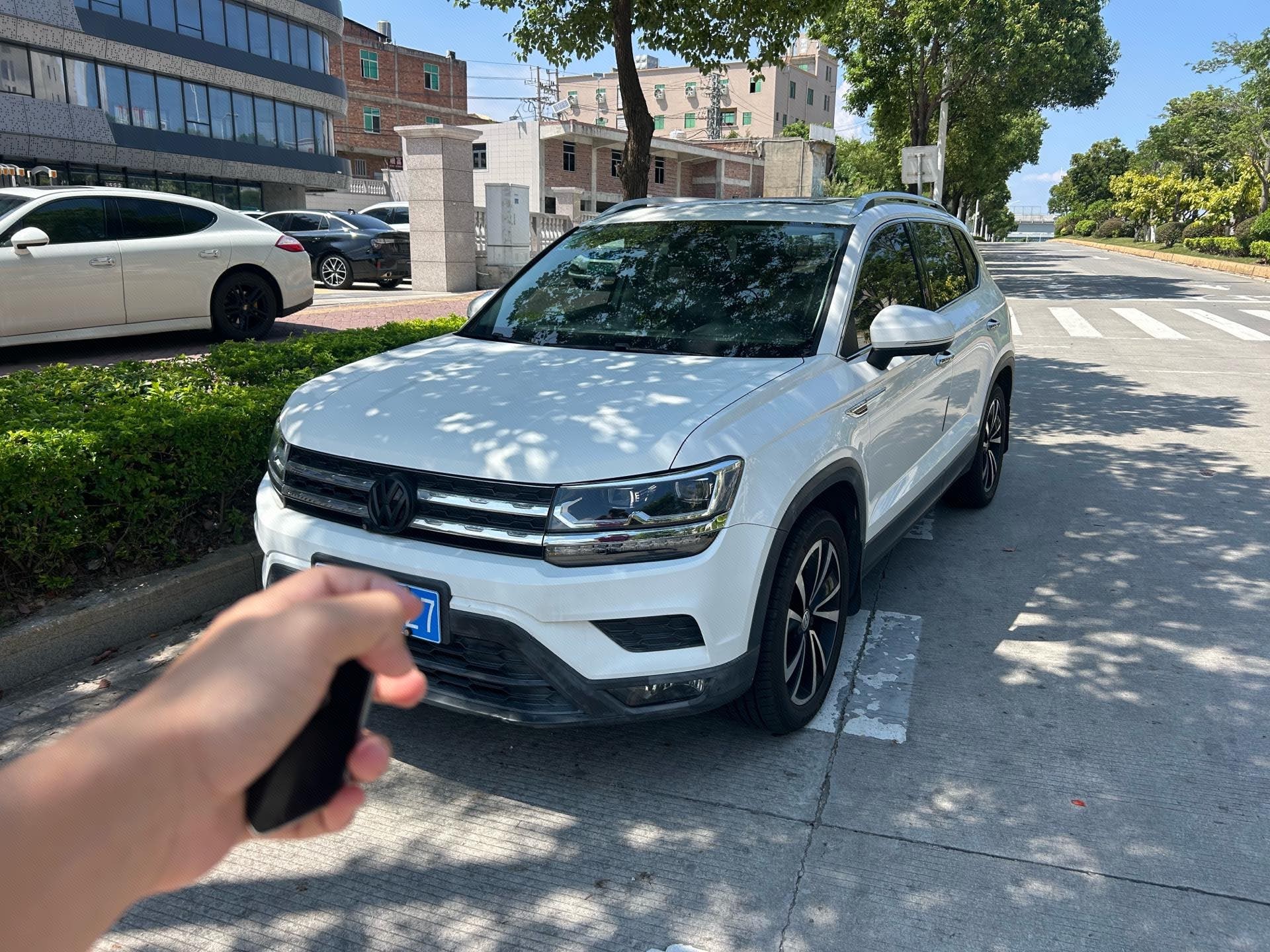2020 2020 car image