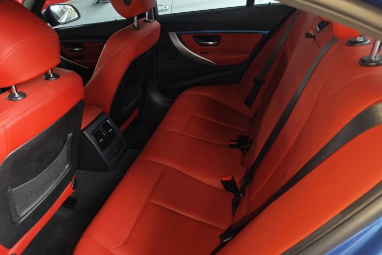 BMW 3 Series 2019 #17 BMW 3 Series 2019 car image #17