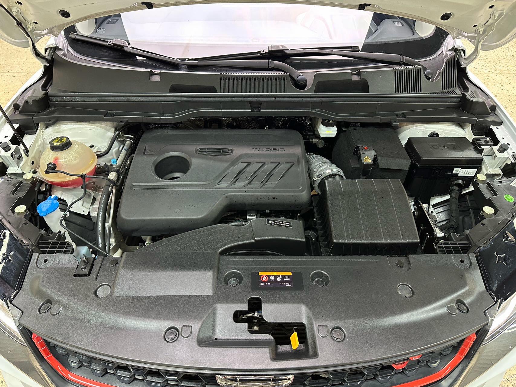 GEELY Coolray 2022 car image #16
