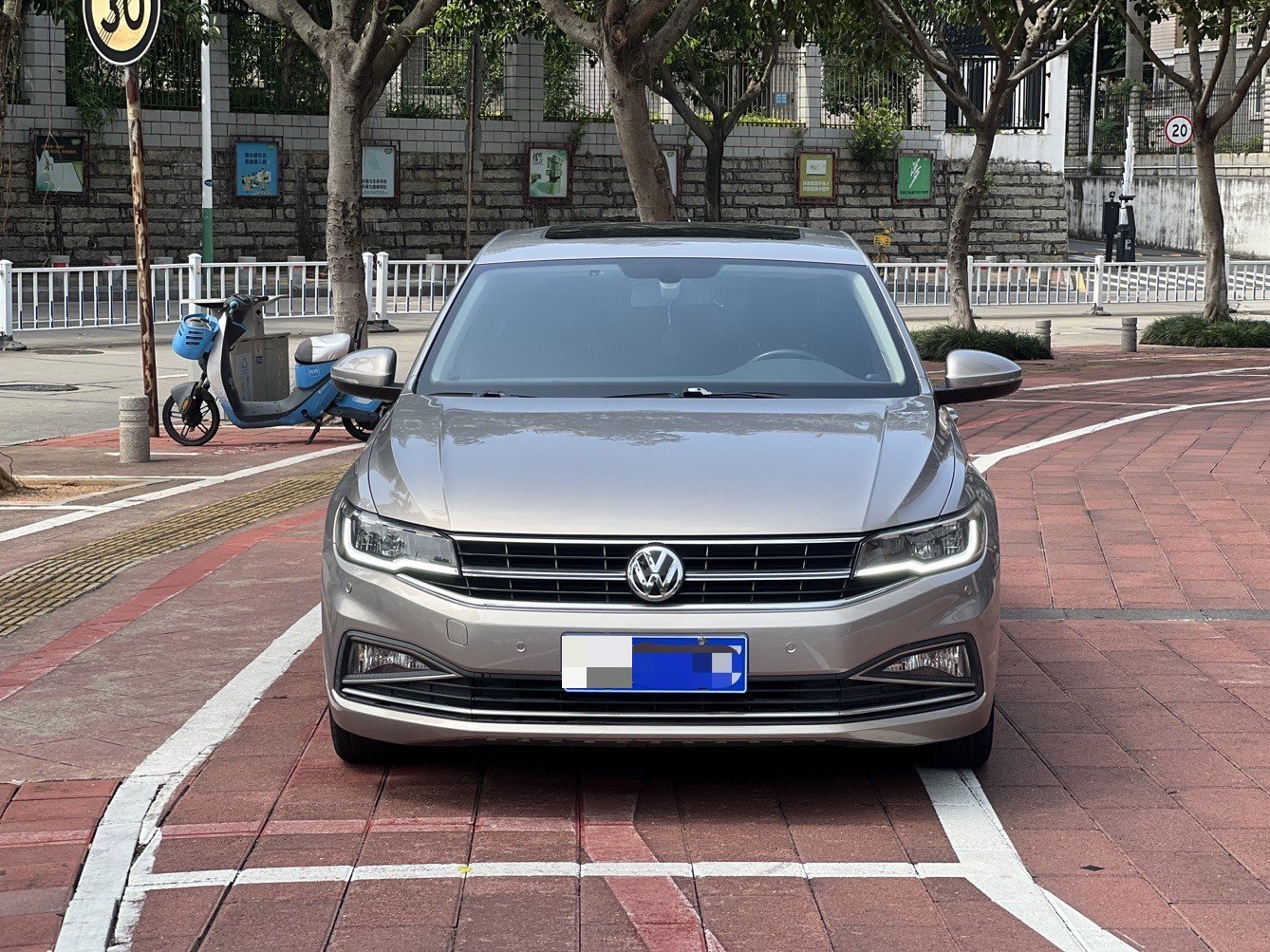 Volkswagen Bora 2019 car image #2
