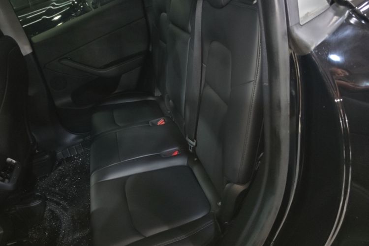Tesla Model Y 2022 #17 Tesla Model Y 2022 car image #17