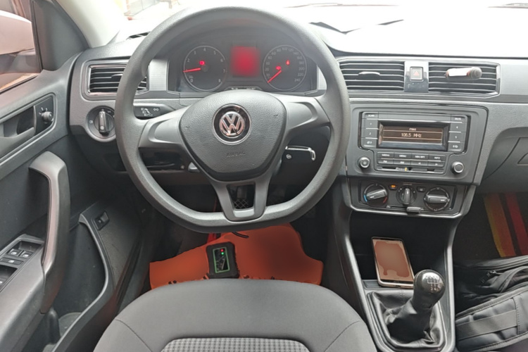 Volkswagen Santana 2022 car image #15