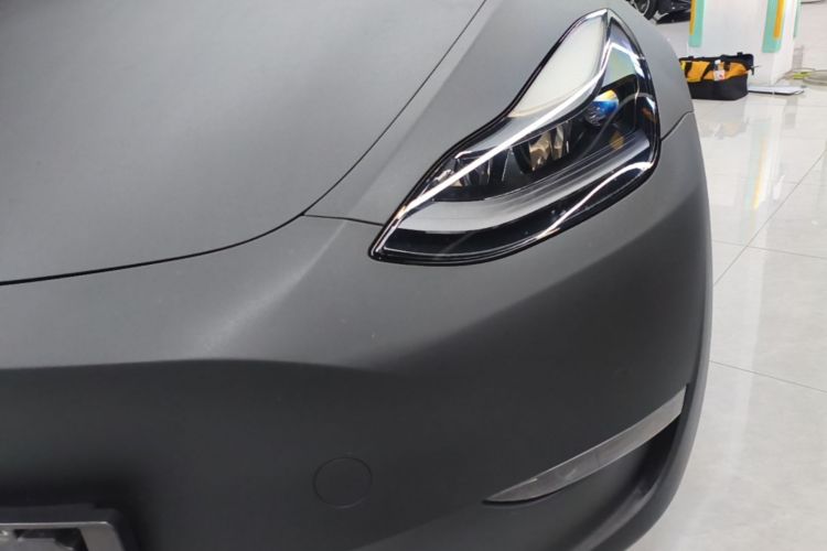 Tesla Model Y 2021 car image #23