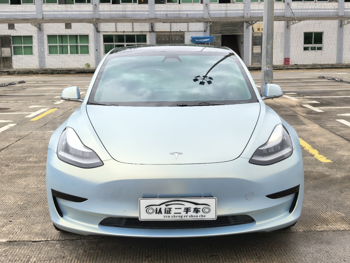 Tesla Model 3 2020 car image #2