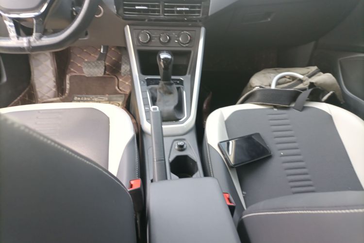 Volkswagen Polo 2019 صورة سيارة #14