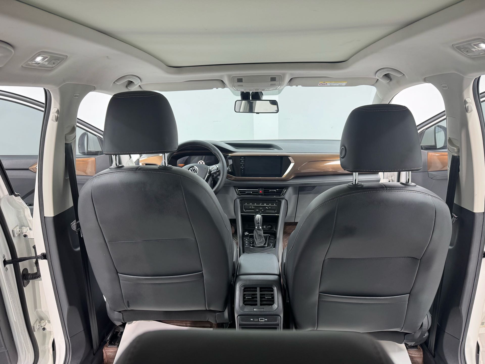 2022 #16 2022 car image #16